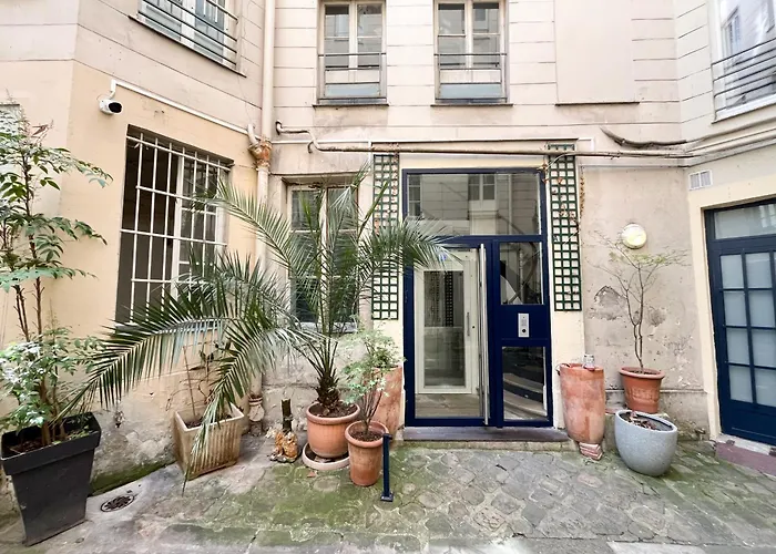 02 - Pretty 4bdr Flat In Daire