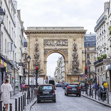 شقة 02 - Pretty 4bdr Flat In *