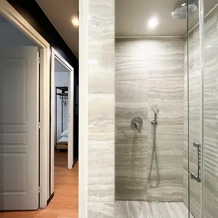 شقة 02 - Pretty 4bdr Flat In *