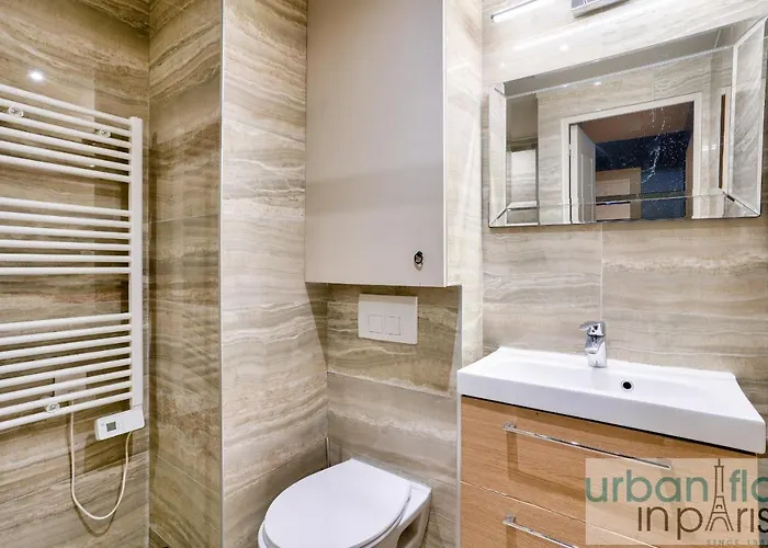 아파트 02 - Pretty 4bdr Flat In