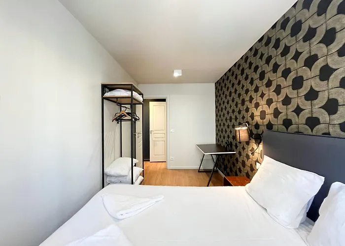 02 - Pretty 4bdr Flat In 아파트